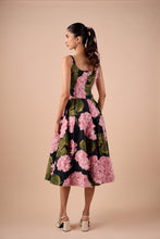 Load image into Gallery viewer, Hydrangea Midi Dress