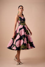 Load image into Gallery viewer, Hydrangea Midi Dress