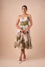 Load image into Gallery viewer, Hydrangea Midi Dress
