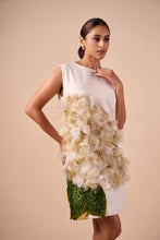 Load image into Gallery viewer, Hydrangea Shift Dress