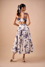Load image into Gallery viewer, Orchid Bandeau And Skirt