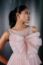 Load image into Gallery viewer, Two Tone Draped Cabbage Top