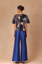 Load image into Gallery viewer, Floral Box Top With Slip