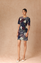 Load image into Gallery viewer, Floral Bodycon Dress With Slip