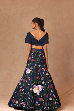 Load image into Gallery viewer, OTT Bridal Skirt With Taffeta Drape Top