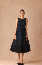Load image into Gallery viewer, Ombre Texture Midi With Belt