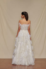 Load image into Gallery viewer, Bridal Gown with Belt