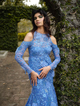 Load image into Gallery viewer, Bridal Gown with Belt