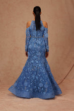 Load image into Gallery viewer, Bridal Gown with Belt