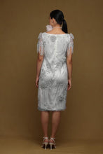 Load image into Gallery viewer, Floral Shift Dress with Fringes
