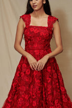 Load image into Gallery viewer, Bunch Floral Midi with Feathers