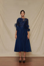 Load image into Gallery viewer, Pleated Midi Dress