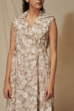 Load image into Gallery viewer, Bunch Floral Vest Dress with Belt