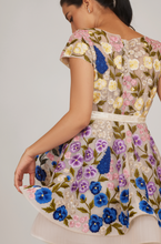 Load image into Gallery viewer, Ombre Floral Mini Dress With Belt
