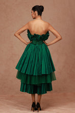 Load image into Gallery viewer, Taffeta Pleated Midi with Belt
